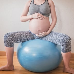 the-benefits-of-a-birthing-ballaca7bf93491d6e5b9e79ff0000427a78